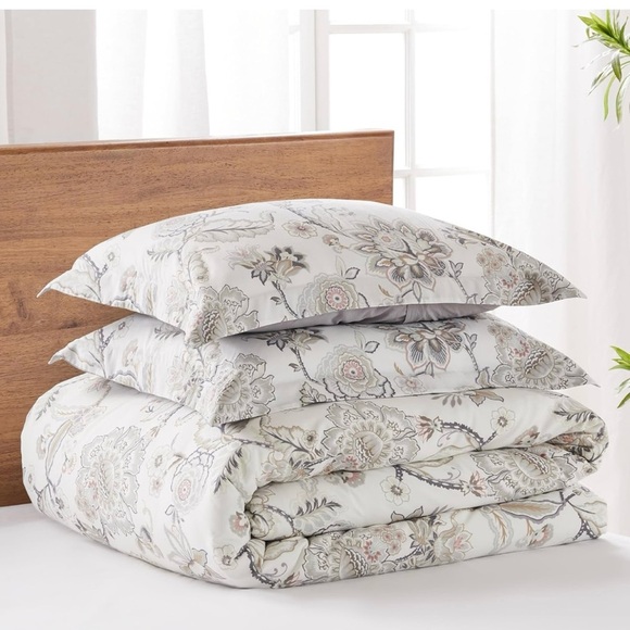 Levtex Cream and Gray Floral Comforter Set - Picture 4 of 7